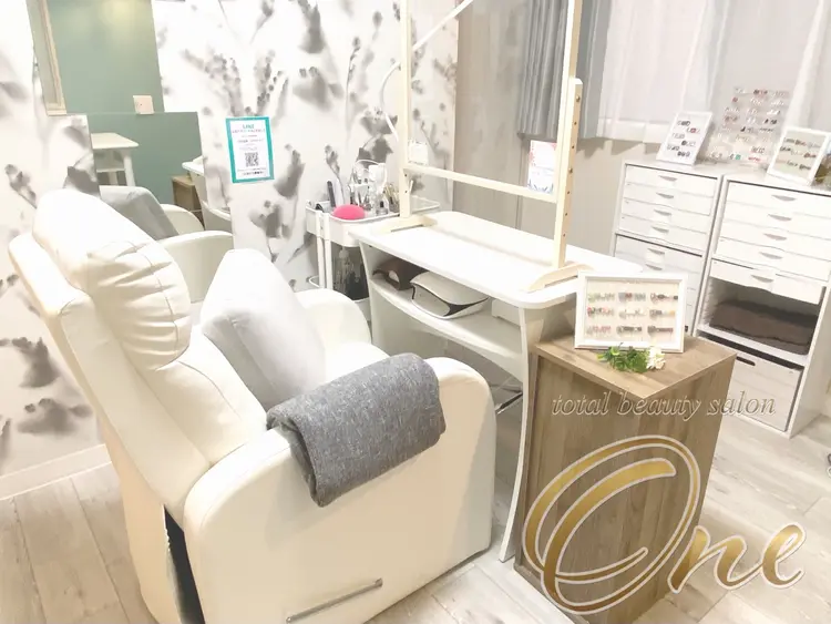 total beauty  salon ONEの内観・外観1