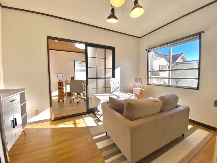 ネイルサロン春の内観・外観1