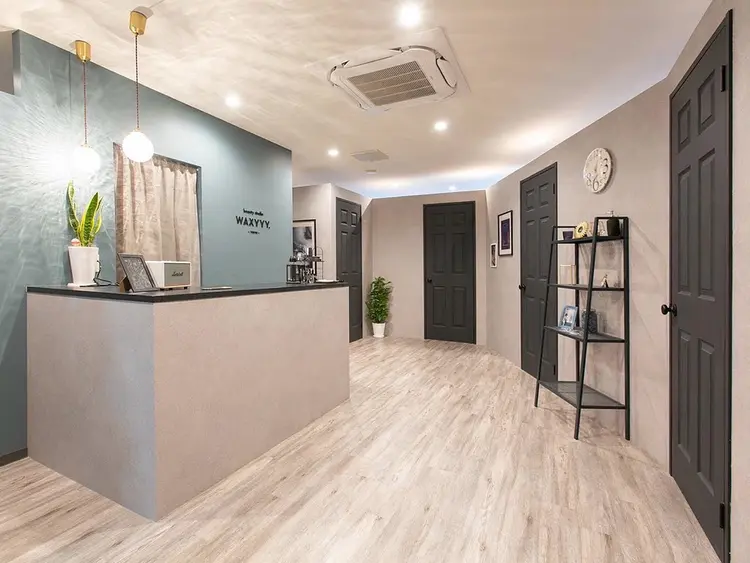WAXYYY.蒲田店の内観・外観1