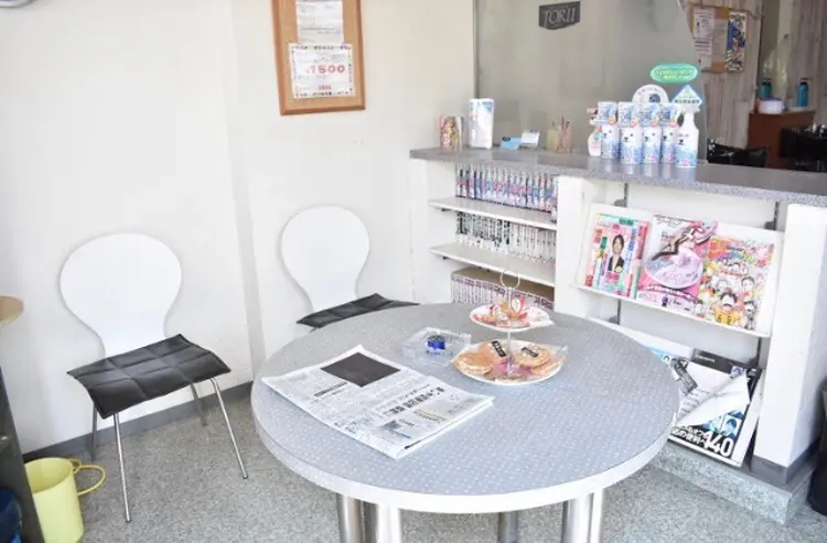 カットギャラリートリイの内観・外観3