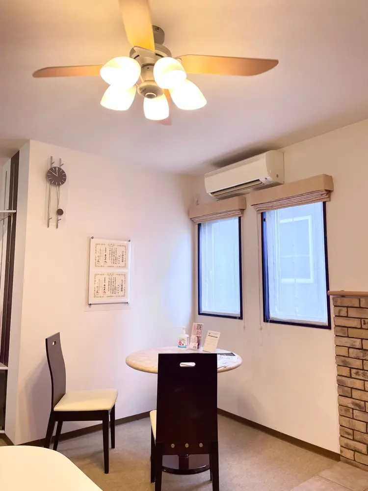 美容鍼灸サロン　TIARAの内観・外観2