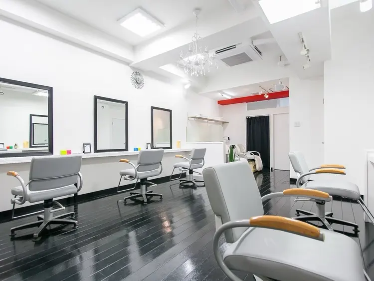 hair&make-upMKの内観・外観2