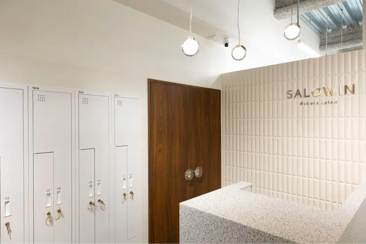 SALOWIN川崎WESTの内観・外観1