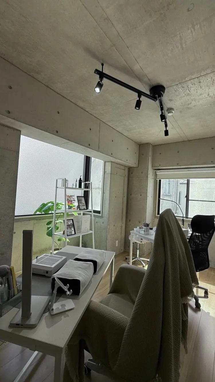 nail salon mumeiの内観・外観2