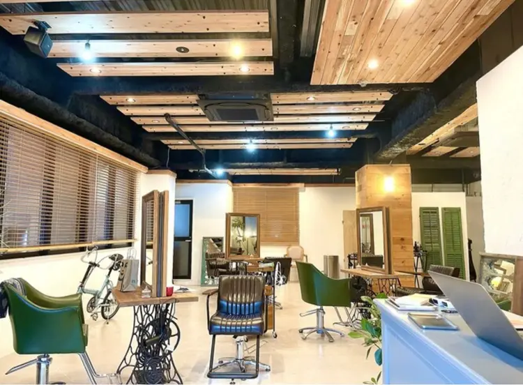 チリンの内観・外観1