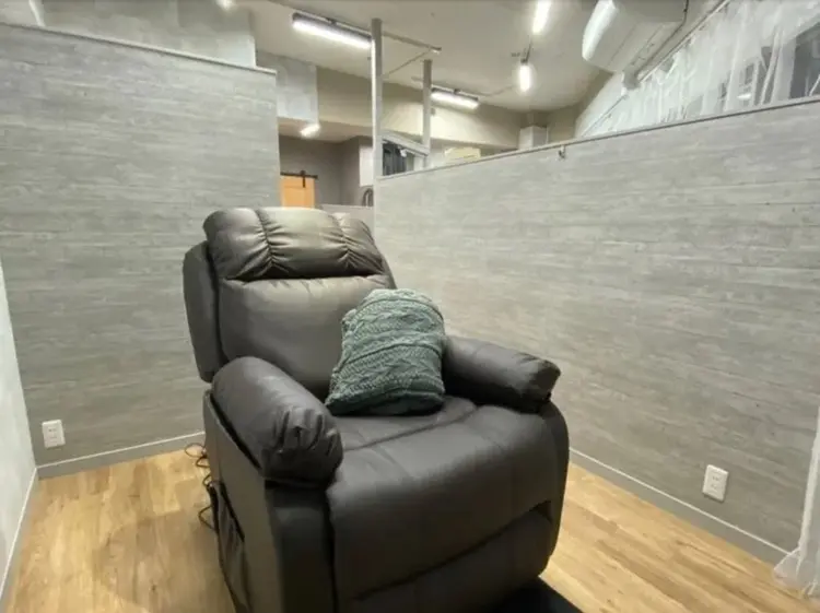 まつ毛パーマ専門店u'iの内観・外観1