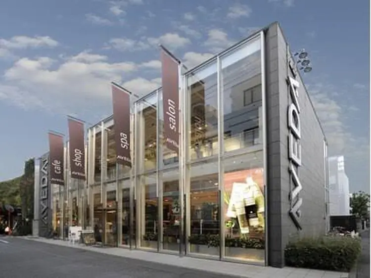AVEDA Lifestyle  Salon & Spa 南青山の内観・外観1