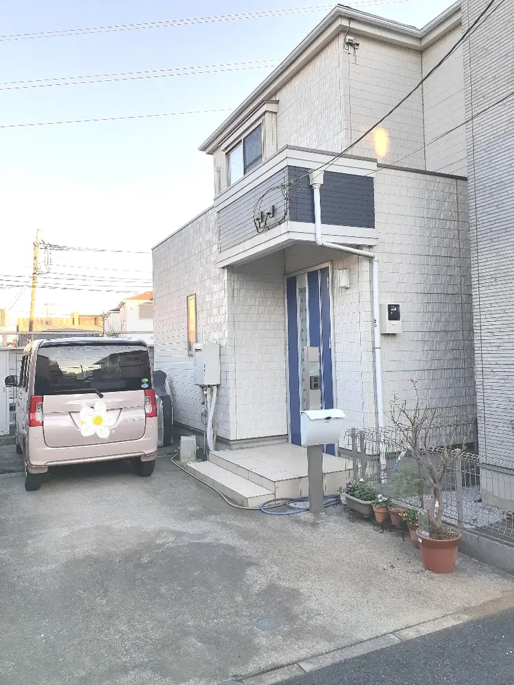 ねいるるーむの内観・外観2