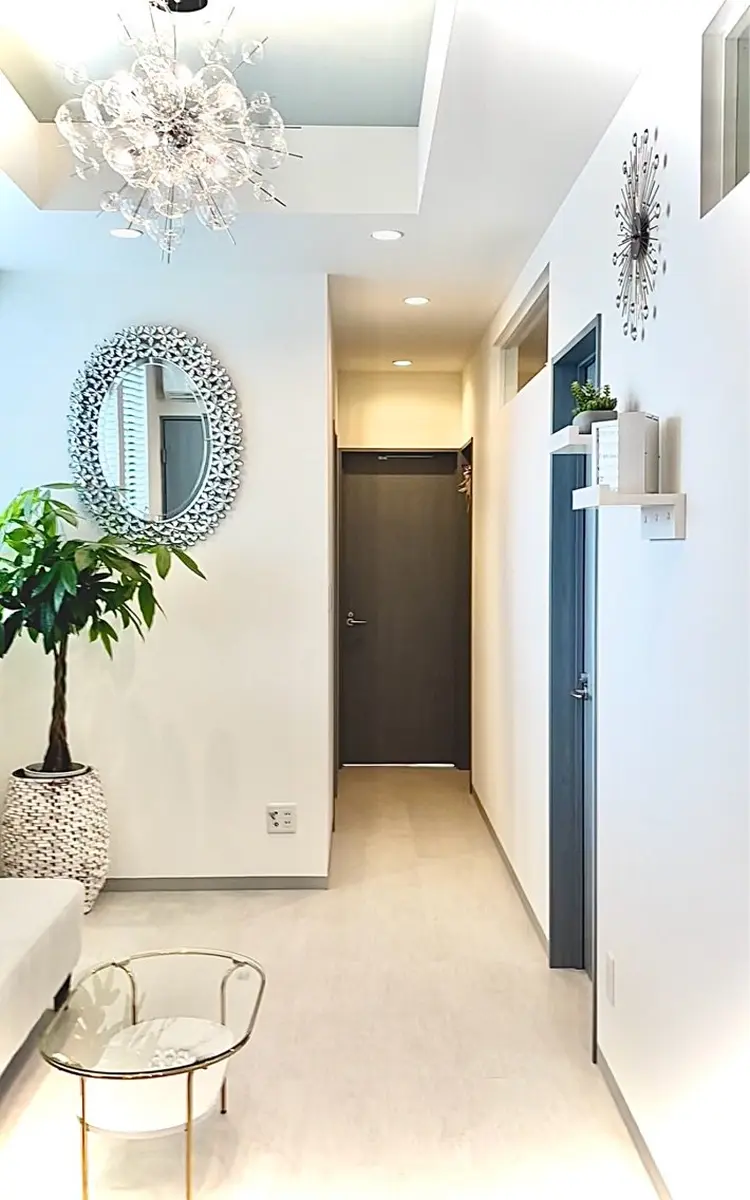 SUI nailの内観・外観2