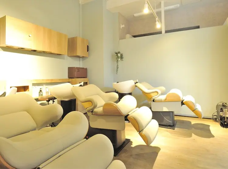 hair&make shalomの内観・外観3