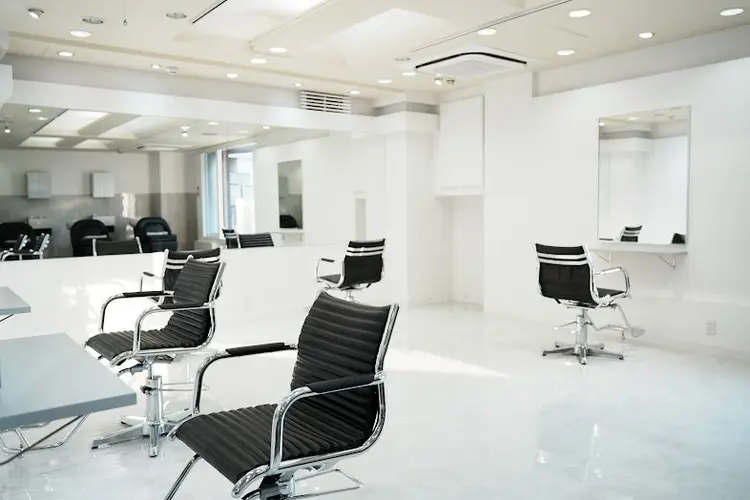 ATRAの内観・外観2