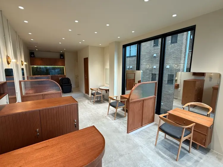 Ovalの内観・外観2