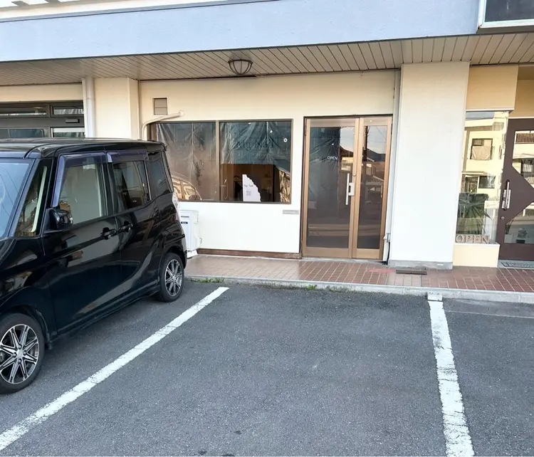 Mg Nailの内観・外観3