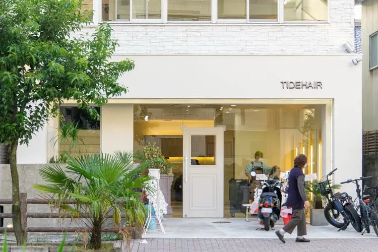 TIDE HAIR IBARAKIの内観・外観1