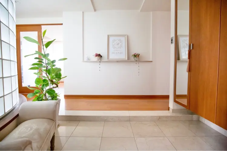 小顔専門サロン　Ｍichel （ミッシェル）の内観・外観1