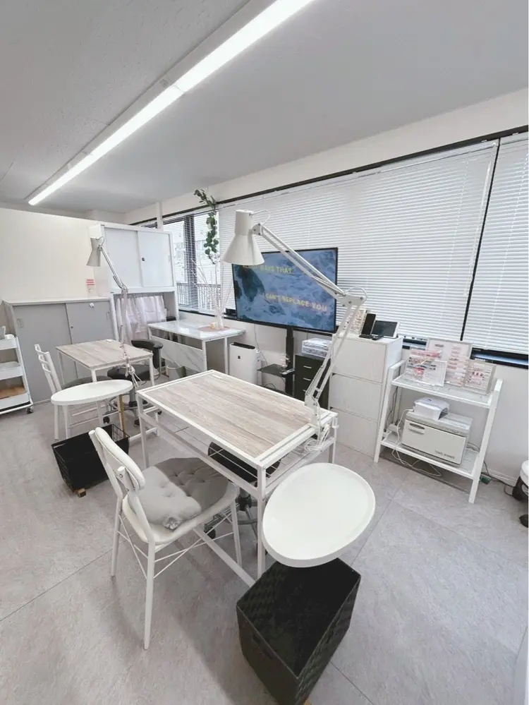 【パラジェル・フィルイン取扱店】EmaNail＋KIHAKUYA東大阪瓢箪山店の内観・外観1