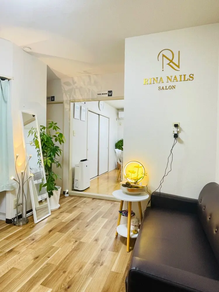 リナネイルサロンの内観・外観1
