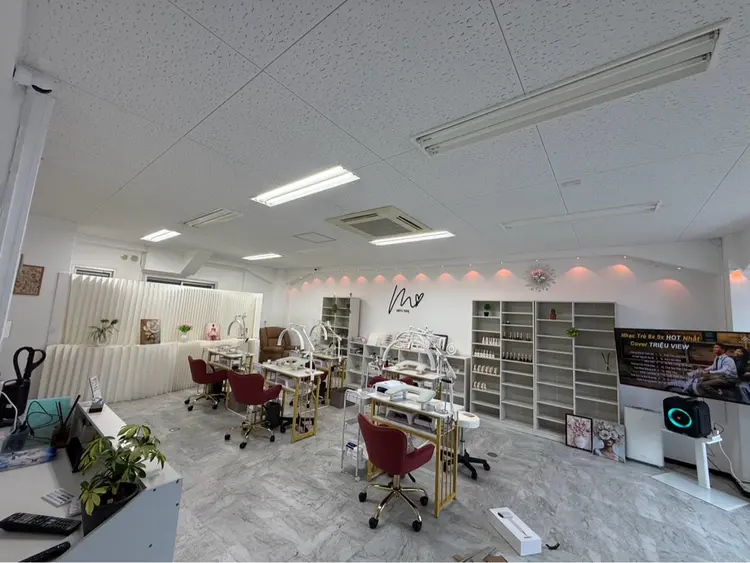 MIYU nailの内観・外観1