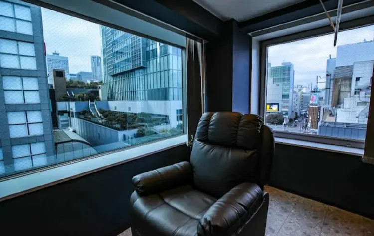 DOPE　新宿南口店の内観・外観3