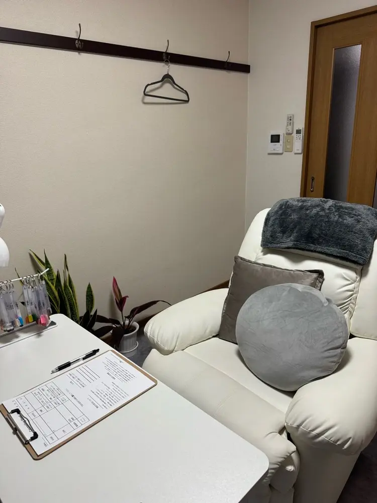 凛-Nail Atelier RIN27-の内観・外観1