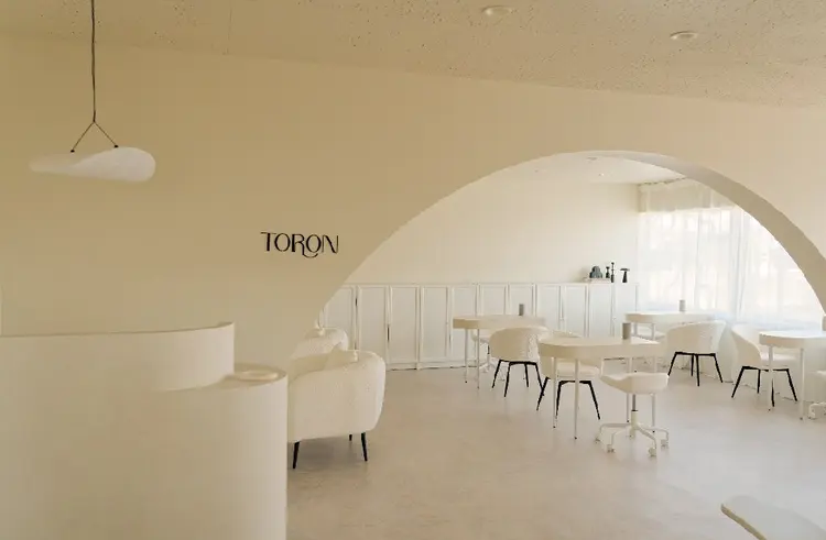 nail salon TORON《於呂店》の内観・外観2