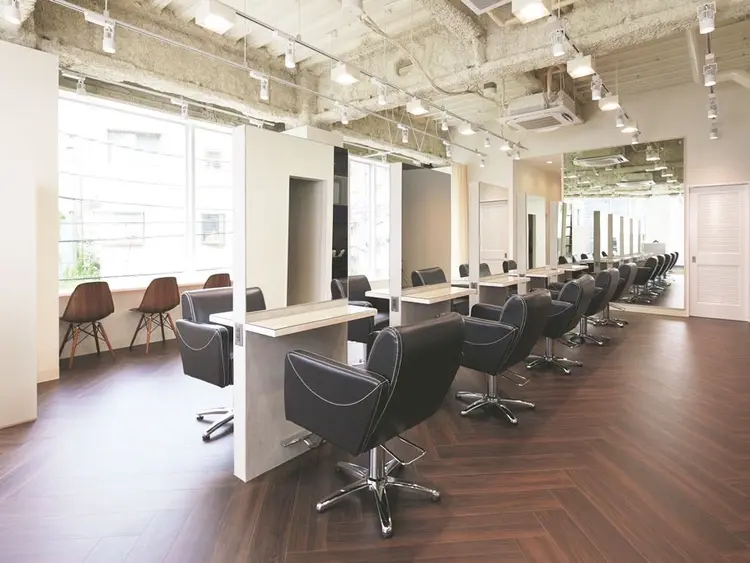 C'BON hair salon neafの内観・外観1