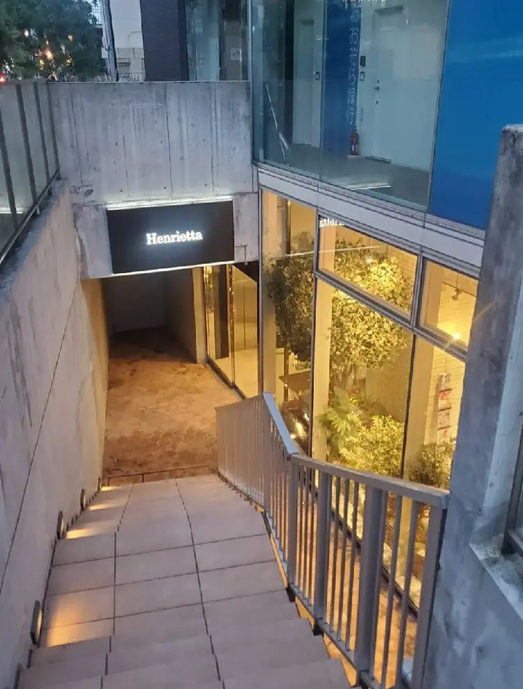 Henriettaの内観・外観2