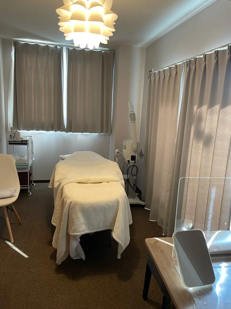 メナードフェイシャルサロン 羽曳野翠鳥園の内観・外観3