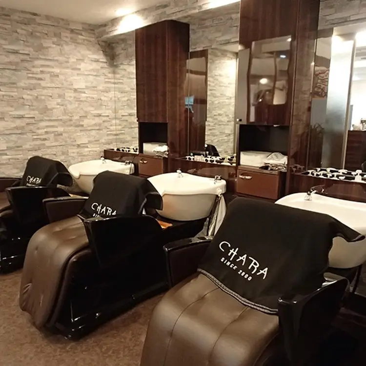 Chara　池袋本店の内観・外観2