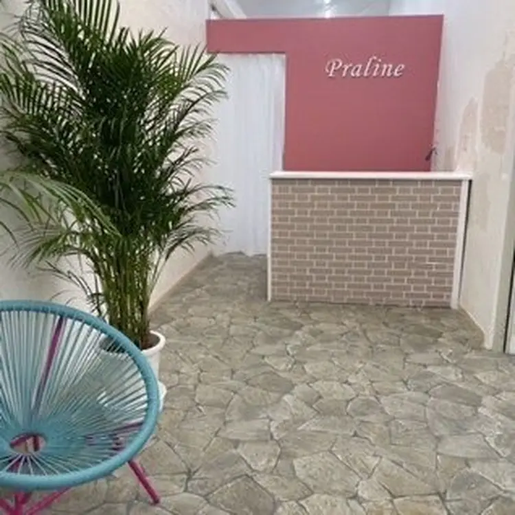eyelash salon Praline.iseの内観・外観1