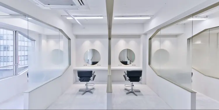 TRUNSの内観・外観2