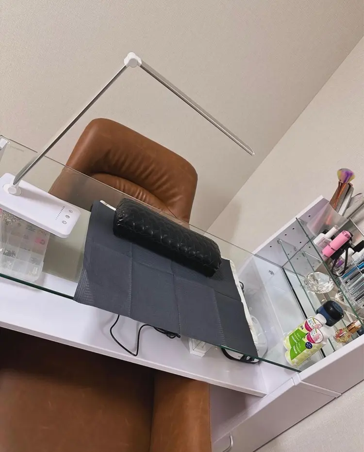 N"s nailの内観・外観1