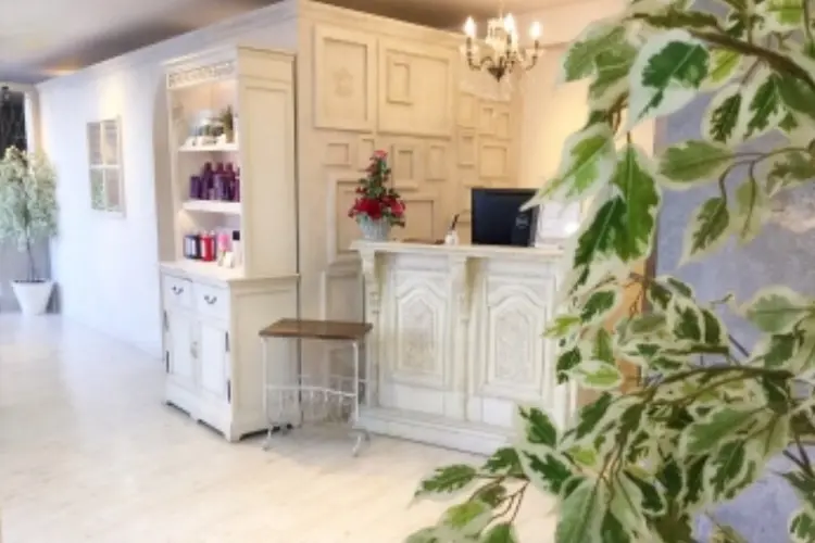 HAIR DESIGN vifの内観・外観1