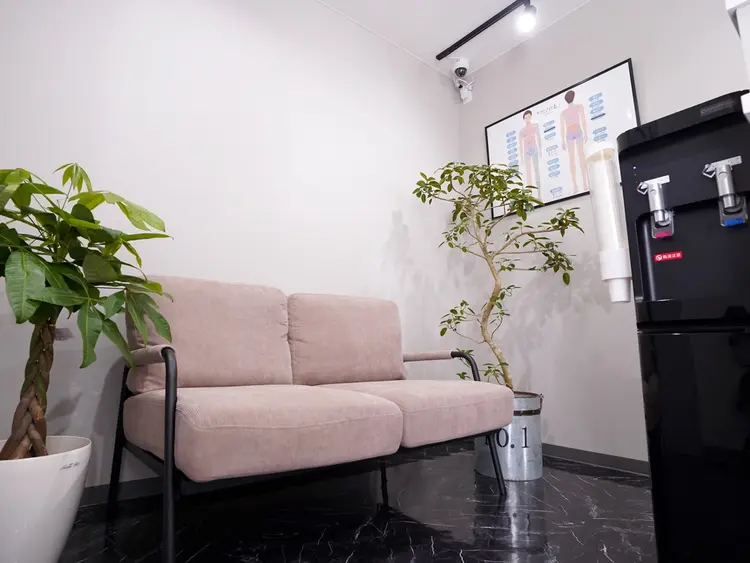 メンズ脱毛BOSS  岡崎店の内観・外観3