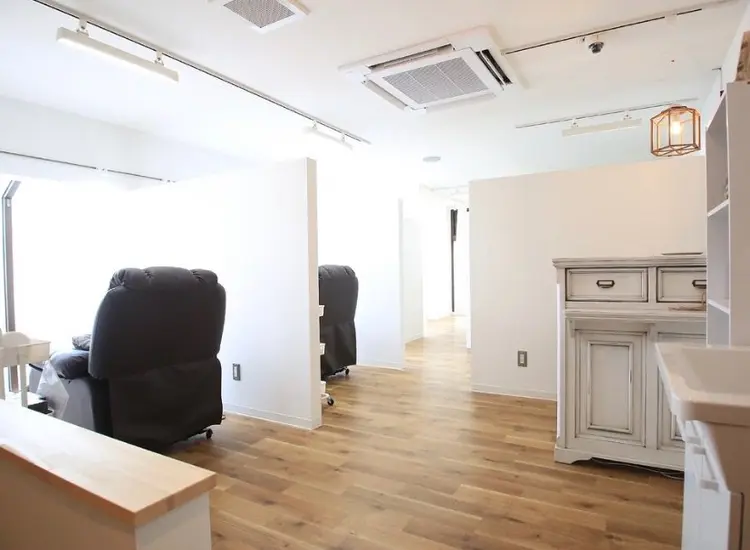 ChuLa eyelash＆eyebrow 春日部店の内観・外観2