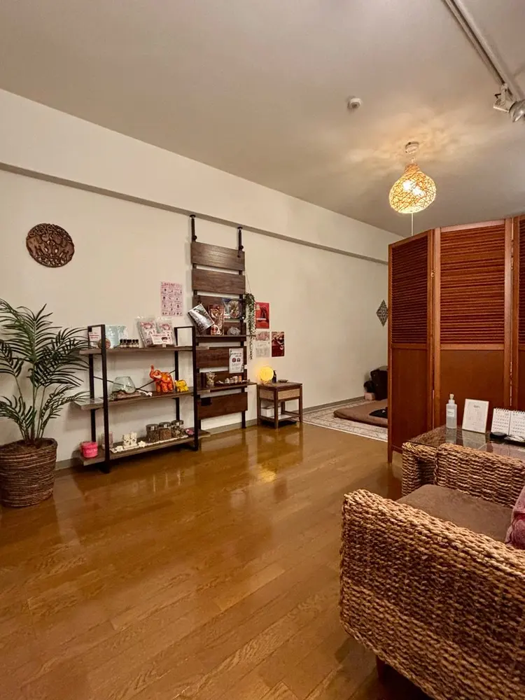 タイ伝統療法＆リラクゼーションサロン Unleash(アンリーシュ)の内観・外観1