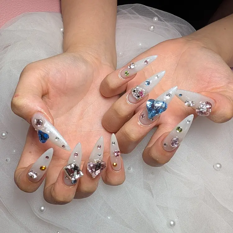 PINKYの内観・外観2