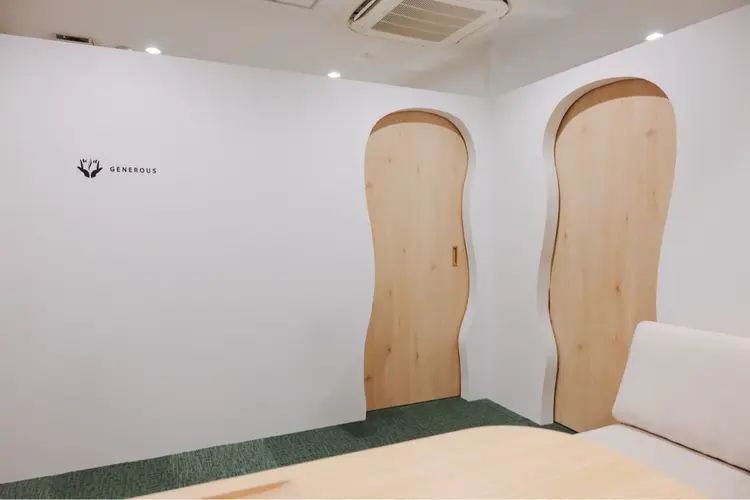 GENEROUS鍼灸院＊整骨院の内観・外観1