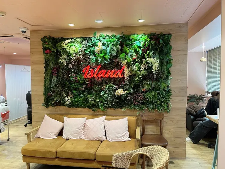 ISLANDの内観・外観1