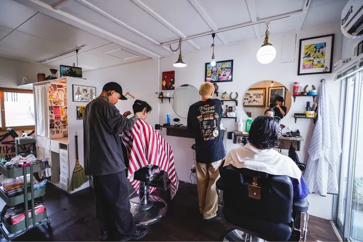 Doulaq Barbershopの内観・外観2