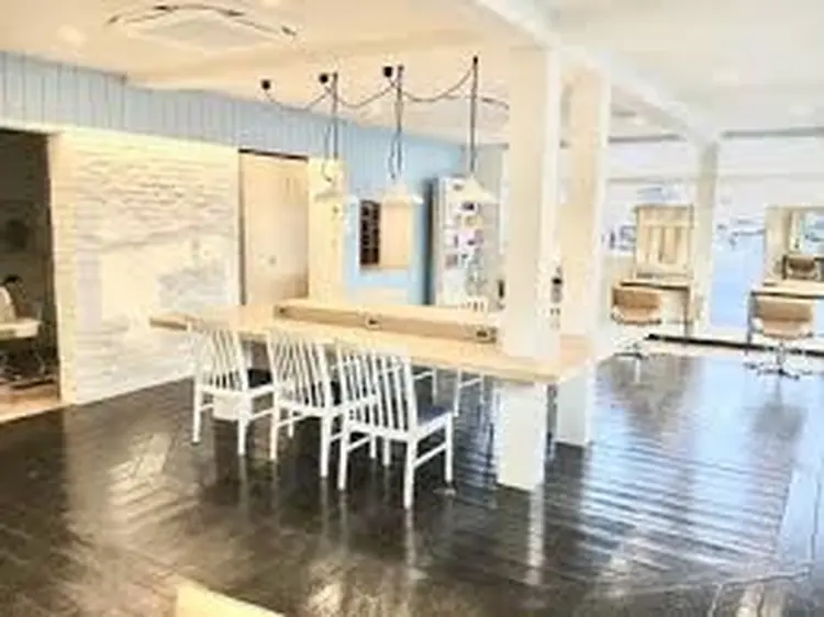 BLUE       hair＆Lifeの内観・外観2