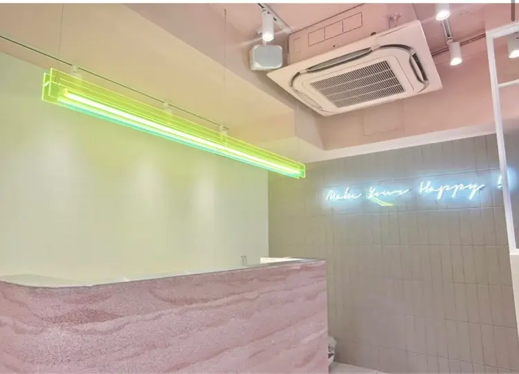 eyebrow & eyelash ile 鎌倉の内観・外観1