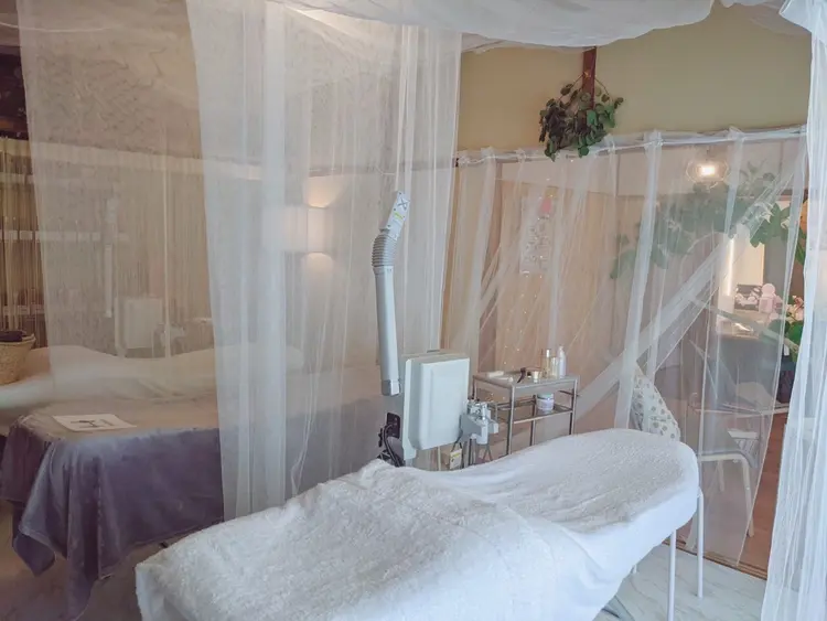 メナード島崎の内観・外観1