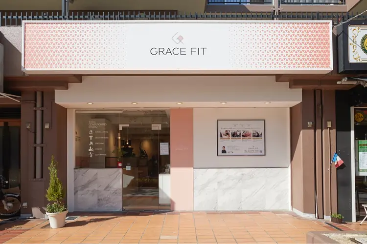 GRACE  FITの内観・外観1