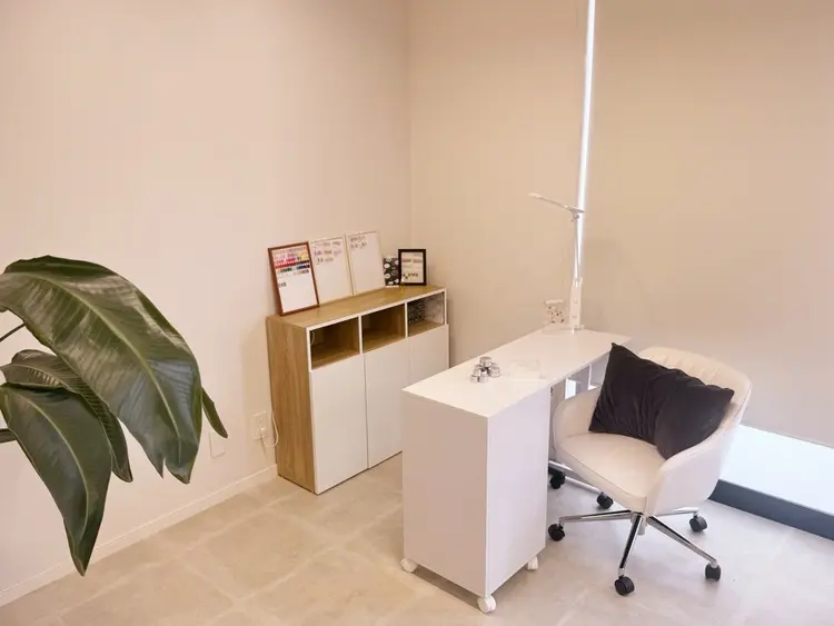 Bei-C Nailの内観・外観3