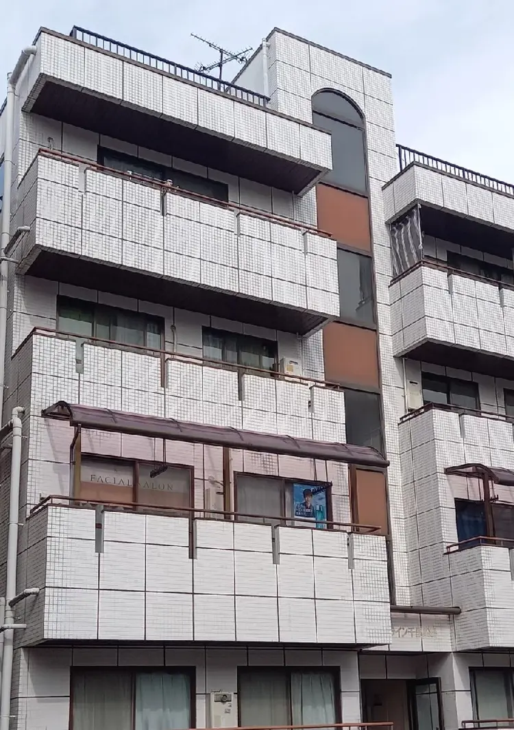 メナードフェイシャルサロン　船場西の内観・外観3