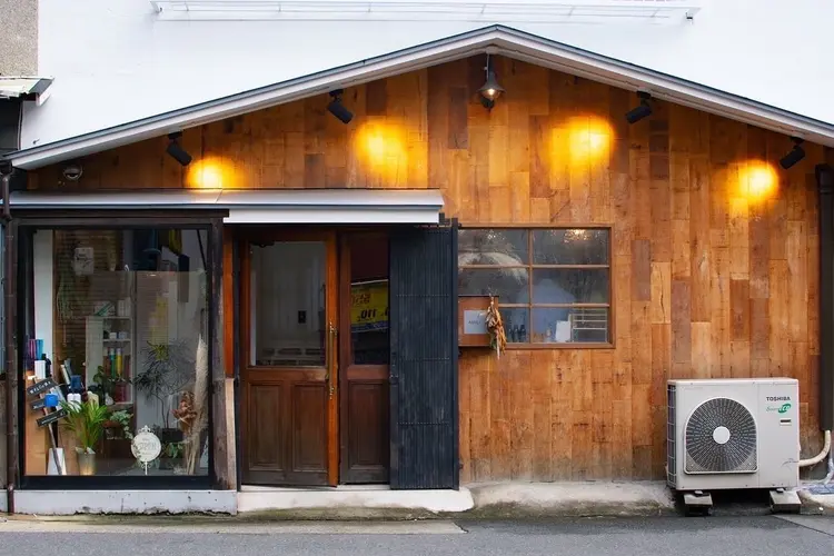 AMILIの内観・外観1