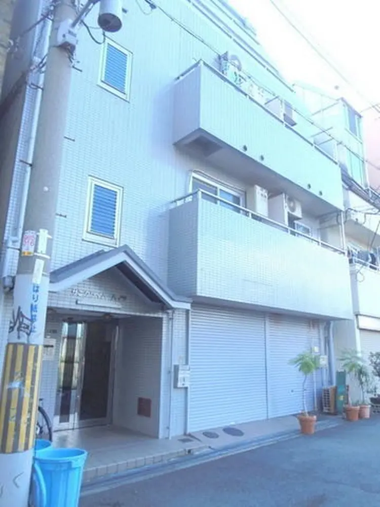 Shinyの内観・外観1