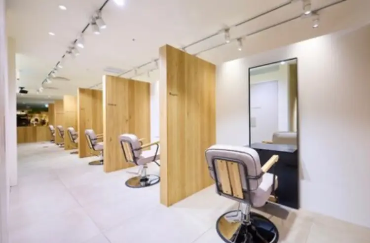 GO TODAY  SHAIRE SALONの内観・外観2