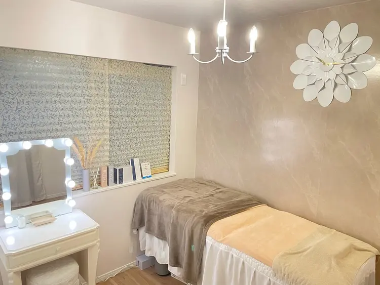 肌質改善専門店d'Albaの内観・外観1